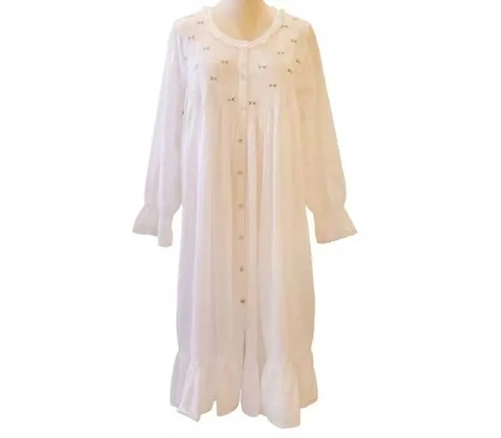 قميص نوم من القطن الأبيض للسيدات Women's white cotton nightgown