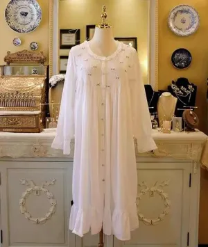 قميص نوم من القطن الأبيض للسيدات Women's white cotton nightgown
