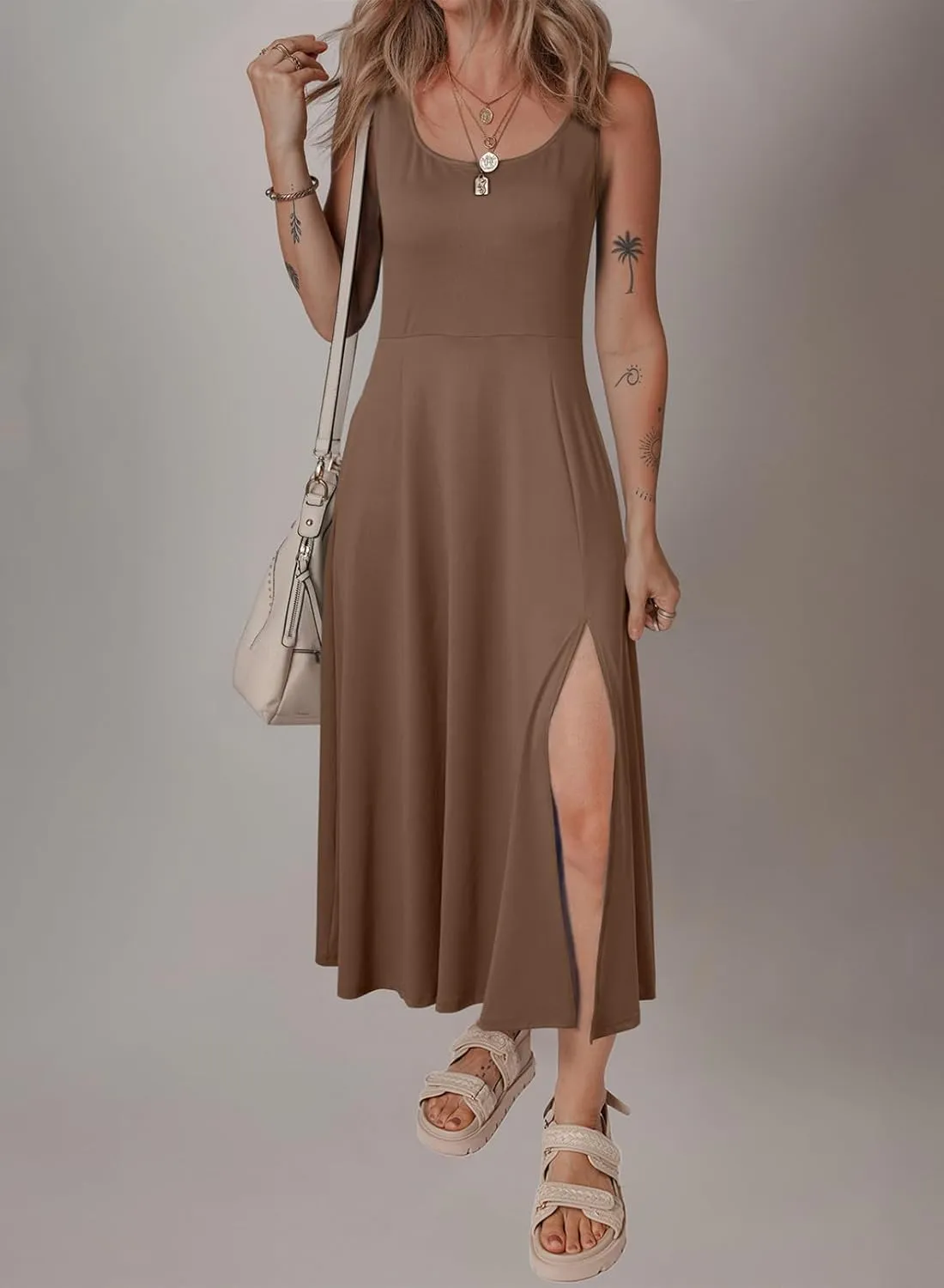 Acelitt Women 2025 Summer Sundress Casual Loose Sleeveless Beach Long Tank Dress Vacation Outfits with Pockets
