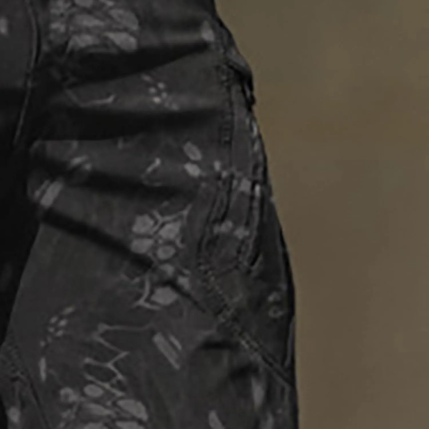 Men's Camo Cargo Pants Trousers Hiking Pants 8 Pocket Plain Comfort Breathable Outdoor Daily Work Pants for Hiking