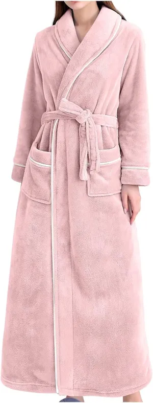 Women's Flannel Short Hooded Robes Soft Warm Plush Pajama Spa Bathrobe Fleece Cozy Lounge Sleepwear Robe with Pockets
