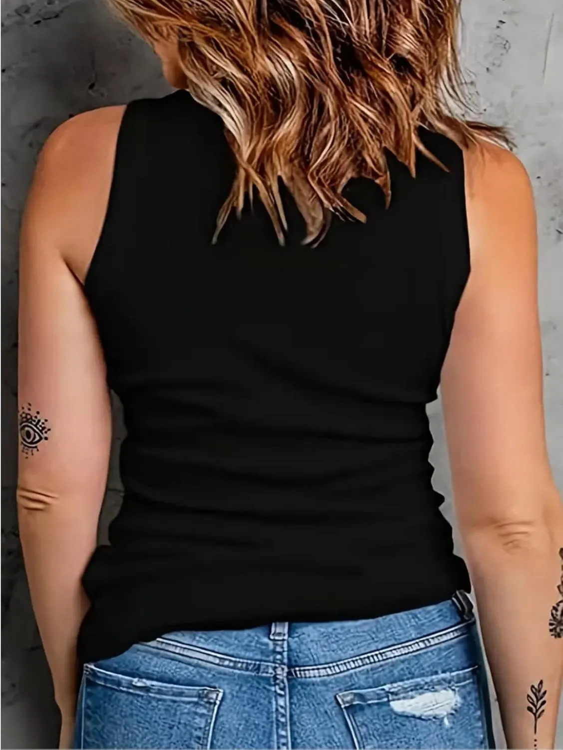 Women's Slim Fitted Summer Sports Tank Top - Perfect for Workouts & Casual Wear!